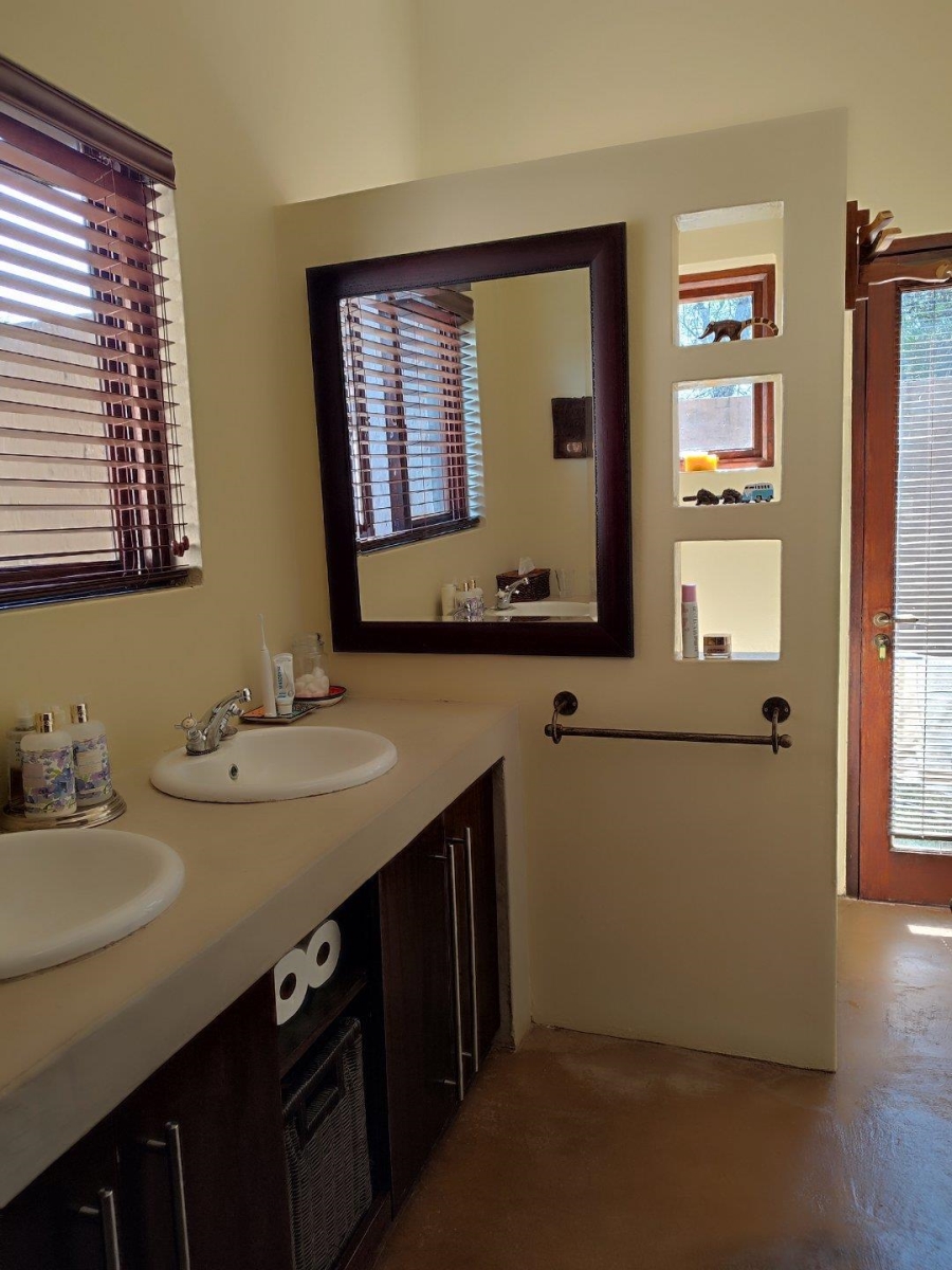 3 Bedroom Property for Sale in Potchefstroom Rural North West